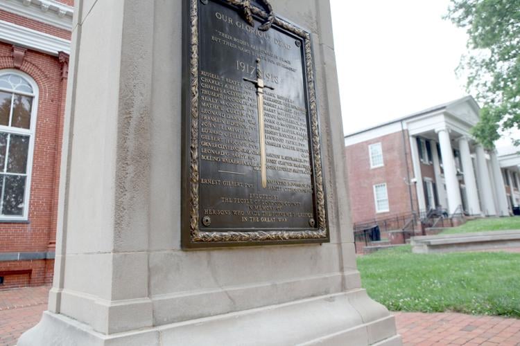 The World War I memorial plaque on the grounds of the Loudoun County Courthouse in Leesburg. | Times-Mirror/Nathaniel Cline